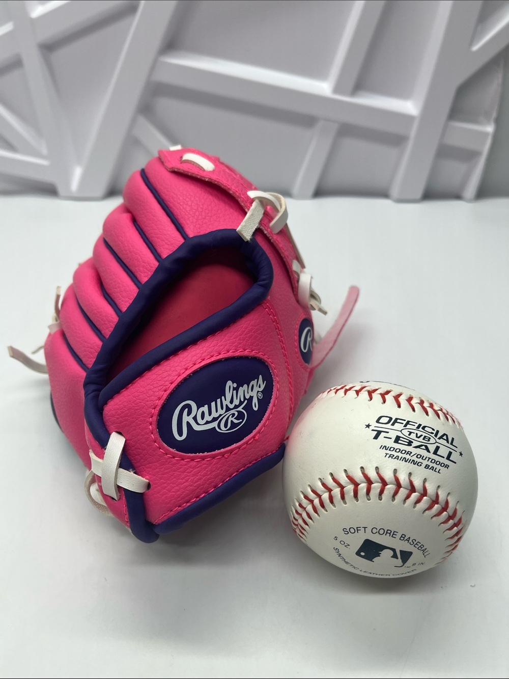 Rawlings Pink and Navy Youth Baseball Glove